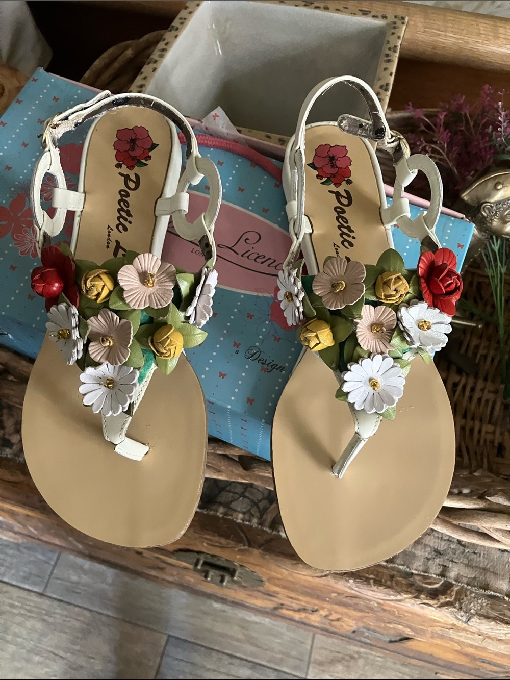 Poetic License White Floral Applique T-Strap Sandals